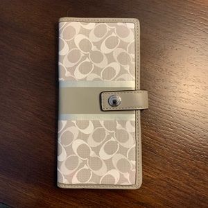 Coach wallet checkbook
